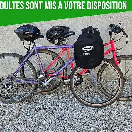 Lägenhet Parking Gratuit, Jardin, Confort, Charme Et Tranquillite Au Centre Troyes