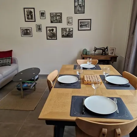 Parking Gratuit, Jardin, Confort, Charme Et Tranquillite Au Centre Troyes