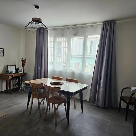 Parking Gratuit, Jardin, Confort, Charme Et Tranquillite Au Centre